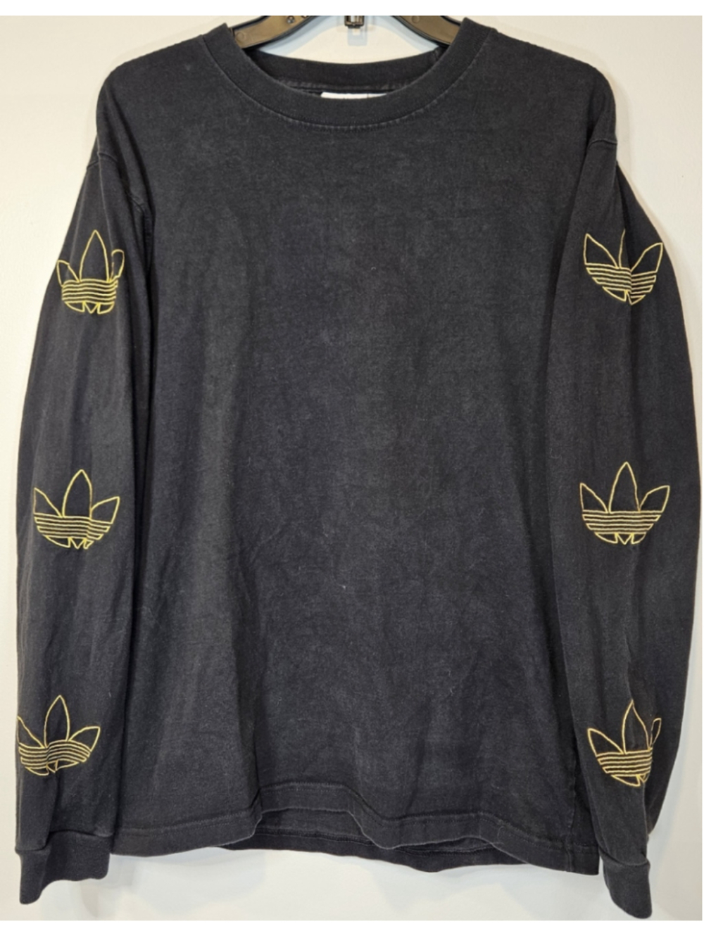 Adidas Originals Trefoil Embroidered Sleeve Long Sleeve Shirt Black Medium
